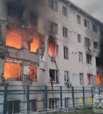 Наслідки ранкового ворожого удару по Індустріальному району Харкова. ВІДЕО+ФОТОрепортаж