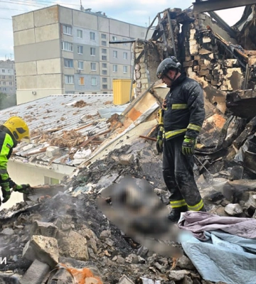 Під завалами будинку в Харкові знайшли тіло загиблого 16-річного хлопчика