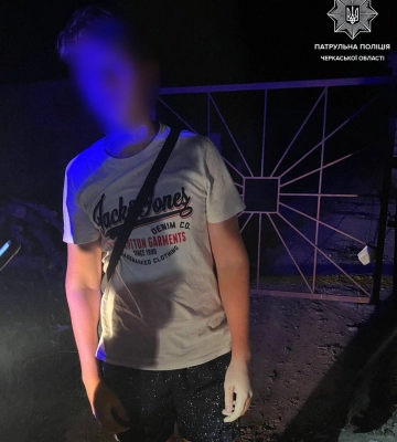 Погоня тривала недовго: у Черкасах мотоцикліст порушив комендантську годину і тікав від поліцейських (ФОТО)