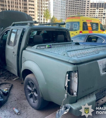 В Киеве на Виноградаре взорвался военный автомобиль: что говорят в полиции