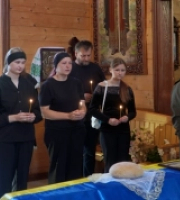 У Володимирі попрощалися із загиблим Віталієм Піщанським, який загинув у боях на Херсонському напрямку