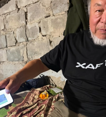 Зірка світового мистецтва Ай Вейвей став бійцем ЗСУ? Перші кадри з фронту