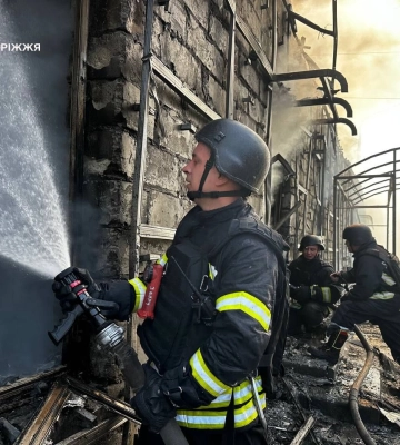 Росія масово атакує цивільні об&#039;єкти в Україні і відкрито анонсує нові удари