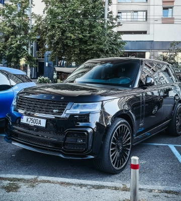600-сильный люкс: в Киеве заметили очень редкий Range Rover Brabus за 22 миллиона 