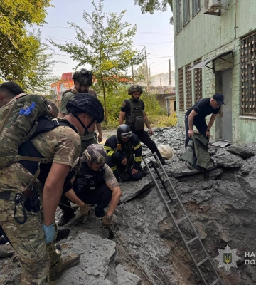 Баллистический удар РФ по Запорожью: возник пожар, есть пострадавшие