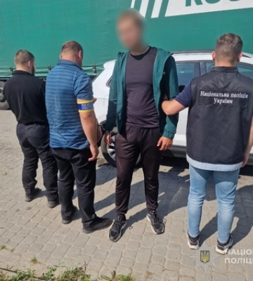 Продавав порох: волинські поліцейські викрили «вибухового баригу»