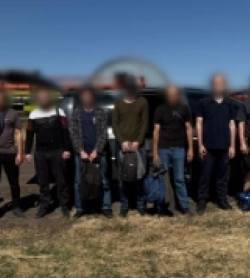 На Одещині правоохоронці завадили групі осіб в незаконний спосіб переправити військовозобов’язаних українців до Молдови