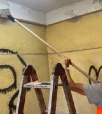 Вандали розмалювали підземний перехід на Дерибасівській в Одесі