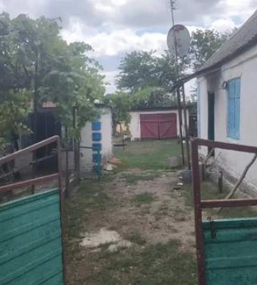 За ціною смартфона: який будинок продають в українському селі за 10 тисяч гривень