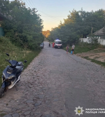 На Вінниччині внаслідок двох ДТП загинув чоловік та постраждали дорослий і дитина, - поліція