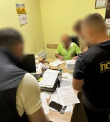 На Рівненщині директор комунального підприємства завищив вартість вивезення сміття на понад 1,3 мільйона гривень