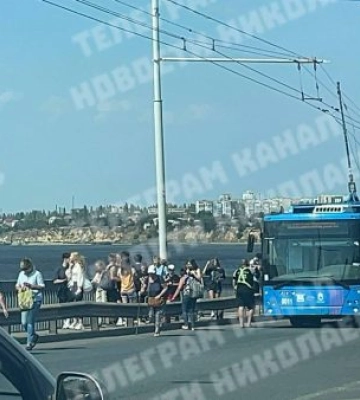Обрив контактної мережі спричинив затор у Миколаєві