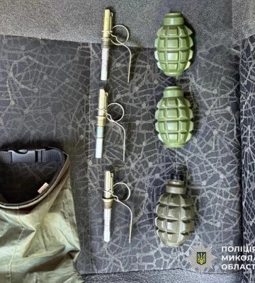 У Миколаєві поліцейські затримали чоловіка, підозрюваного у незаконному обігу озброєння