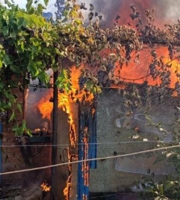 Дніпропетровщина під атакою: безпілотники знищують майно та ліс