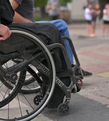 У Рівному відкрили перший інклюзивний маршрут (ВІДЕО)