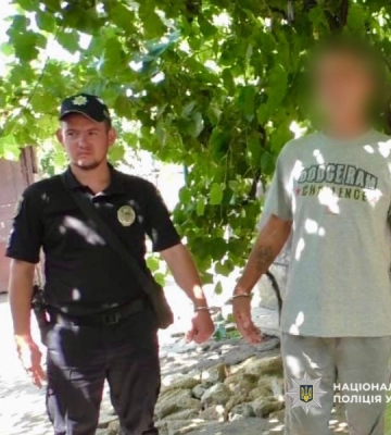 На Одещині зловмисник проник по майно до чужого маєтку і побив господаря