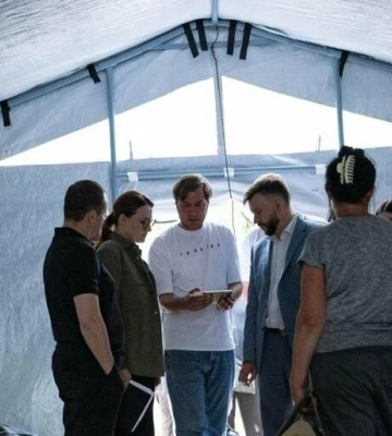 На Дніпропетровщині через великий потік евакуйованих людей відкриють ще один транзитний центр