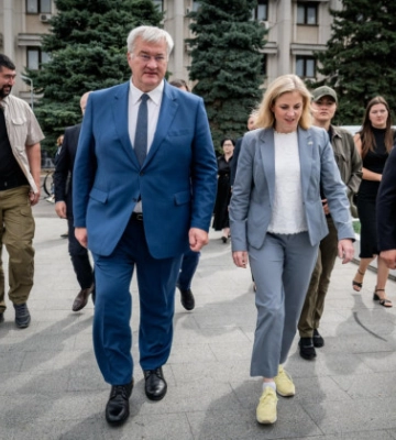 Міністерка закордонних справ Австрії прибула до Одеси