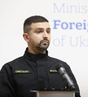 Гендиректор «Укроборонпрому» Сметанін звільнився з посади, де заробляв мільйони гривень