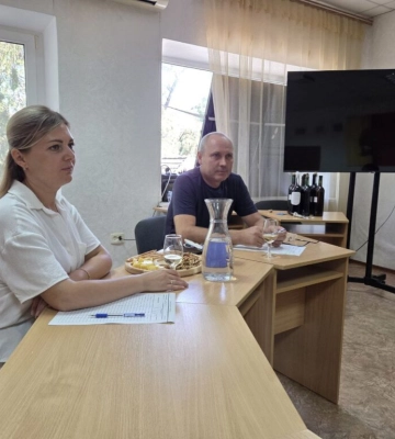 У Болграді смакували вина місцевих крафтових виробників: кого визнали кращими виноробами року за результатами дегустації