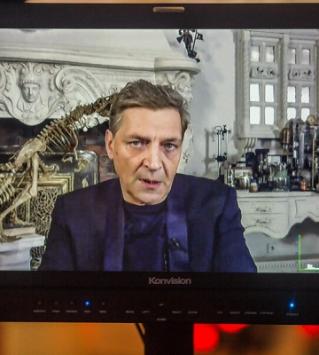Как Украина заберет Крым и Донбасс, что не так с Дудем, Трамп. Стрим Гордона с Невзоровым. Трансляция