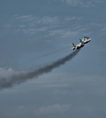 МиГ-29 и JDAM: авиация ВСУ разнесла командный пункт ВС РФ в 12 км от фронта (видео)