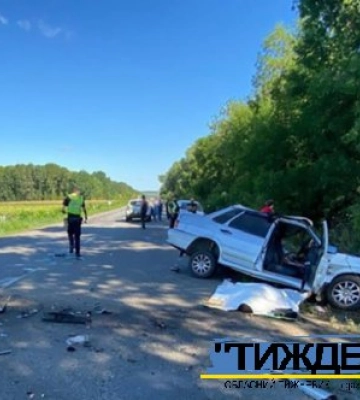 На трасі під Боромлею водій легковика виїхав на зустрічну та загинув