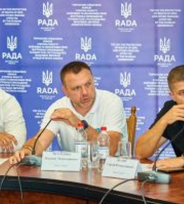 Працюємо заради людей