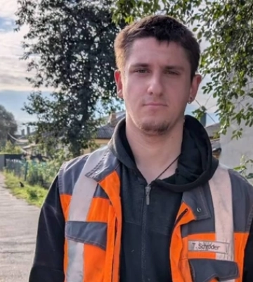 Залізний гак і залізна витримка: історія 21-річного слюсаря з Нововолинська  (відео)