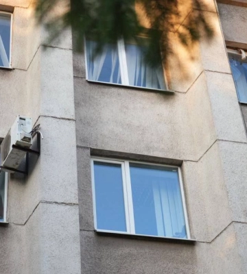Вибухи в Запоріжжі: пошкоджено промислові об’єкти та житлові будинки