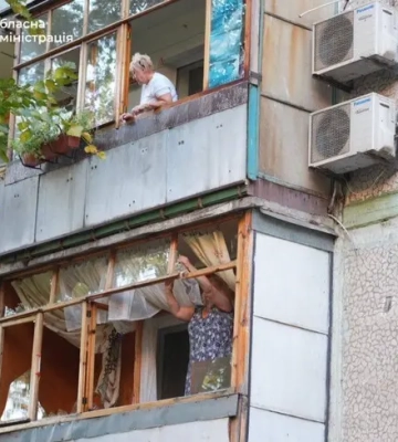 Российские ракеты попали по нескольким промышленным объектам в Запорожье