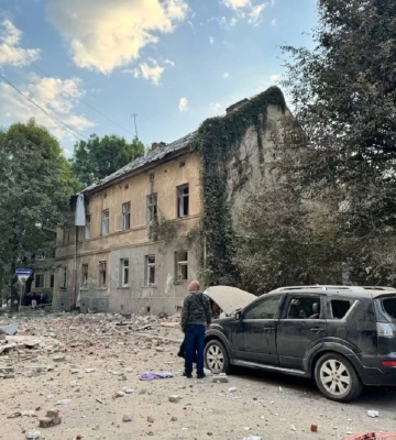 Ворог ракетами та шахедами атакував Львів: є постраждалі, пошкоджені будинки (ФОТО)