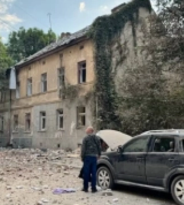 Масована атака росіян по Львову: є поранені й заблий. ФОТО