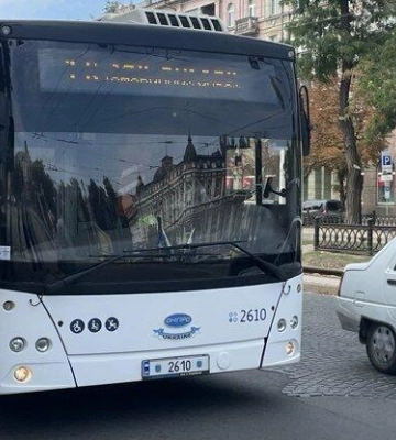 У Дніпрі 21 серпня діятимуть зміни в роботі громадського транспорту