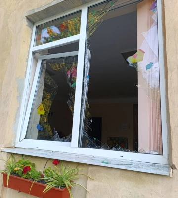 Під час атаки у Львові пошкоджено дитячий садок – вибито понад 30 вікон