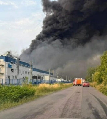 Ракетна атака на Мукачево: орки завдали удару по американському заводу, багато постраждалих - кадри з місця