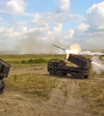 Росіяни обстріляли з РСЗВ Слатине на Харківщині