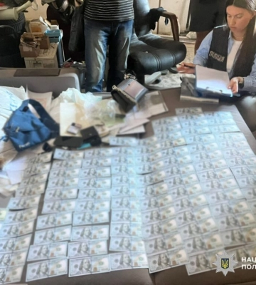 На Одещині посадовець ТЦК за хабар обіцяв вивезти військового з частини для ухилення від подальшого проходження служби