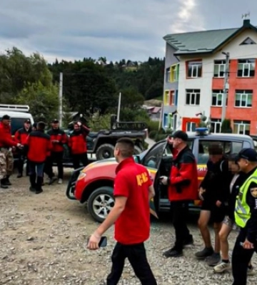 На Львівщині розшукали в горах двох підлітків, які майже тиждень тому пішли з дому