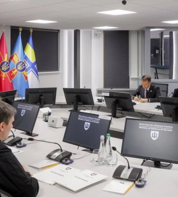 Шмыгаль обсудил с послом Японии расширение сотрудничества