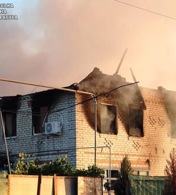 Окупанти влучили у будинок на Харківщині: четверо постраждалих, серед них - двоє дітей