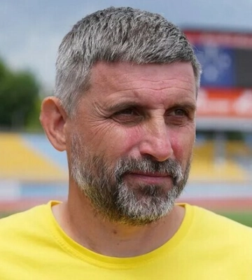 Наставник Буковины назвал игрока Динамо, которого хотел бы подписать