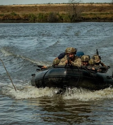 Війська РФ проводили штурми біля Антонівських мостів у передмісті Херсона