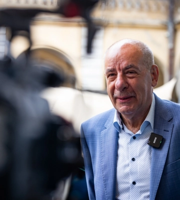 Президент Угорщини Шуйок висловив співчуття через російську атаку по Мукачеву, але потім прибрав згадку про Росію