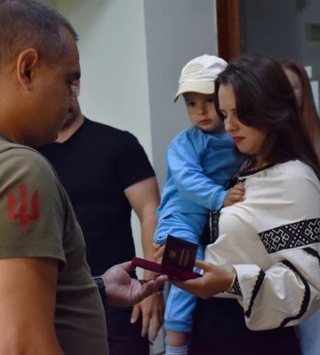 Військового зі Львівщини посмертно нагородили двома держнагородами