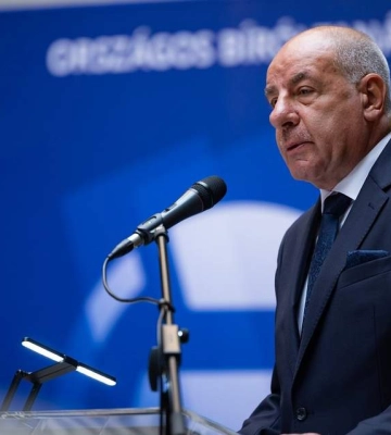 Президент Угорщини видалив згадку про Росію з допису про обстріл Закарпаття