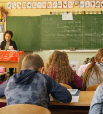 Стало відомо, скільки шкіл і дитсадків Херсонщини працюватимуть у змішаному форматі
