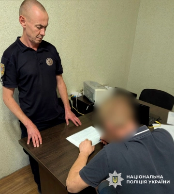 Одеська поліція розібралася з власником двох псів бійцівської породи, які напали на подружжя