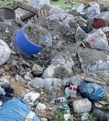 Поблизу Львова екоінспектори виявили незаконне сміттєзвалище площею 100 кв м