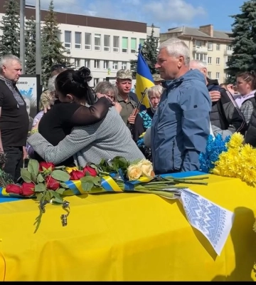 У жінки не витримало серце: померла мама захисника з Рівненщини